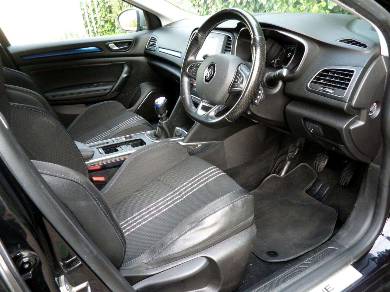 2019 RENAULT MEGANE 2019 RENAULT MEGANE