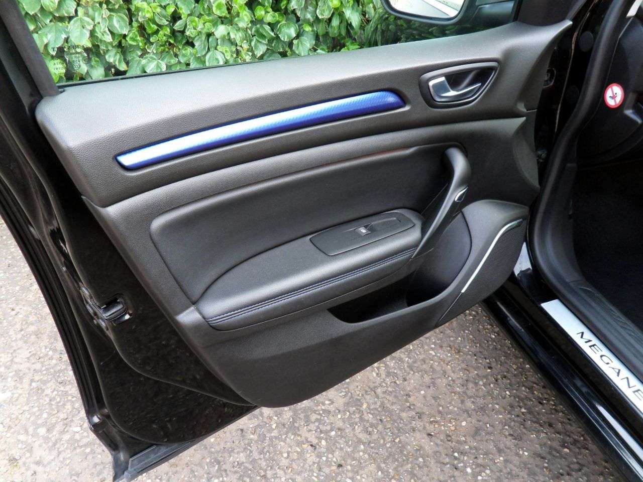 2019 RENAULT MEGANE 2019 RENAULT MEGANE