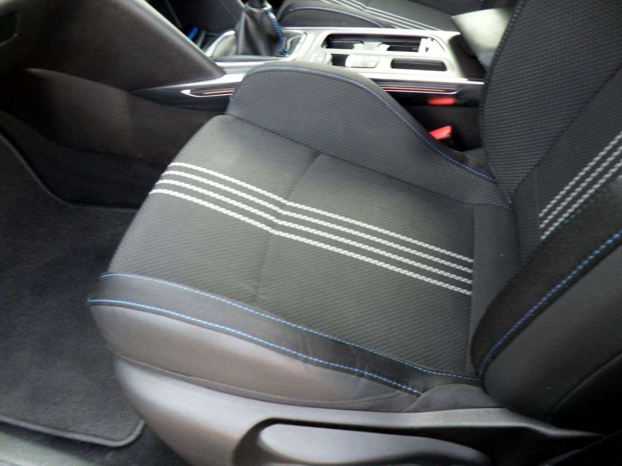 2019 RENAULT MEGANE 2019 RENAULT MEGANE