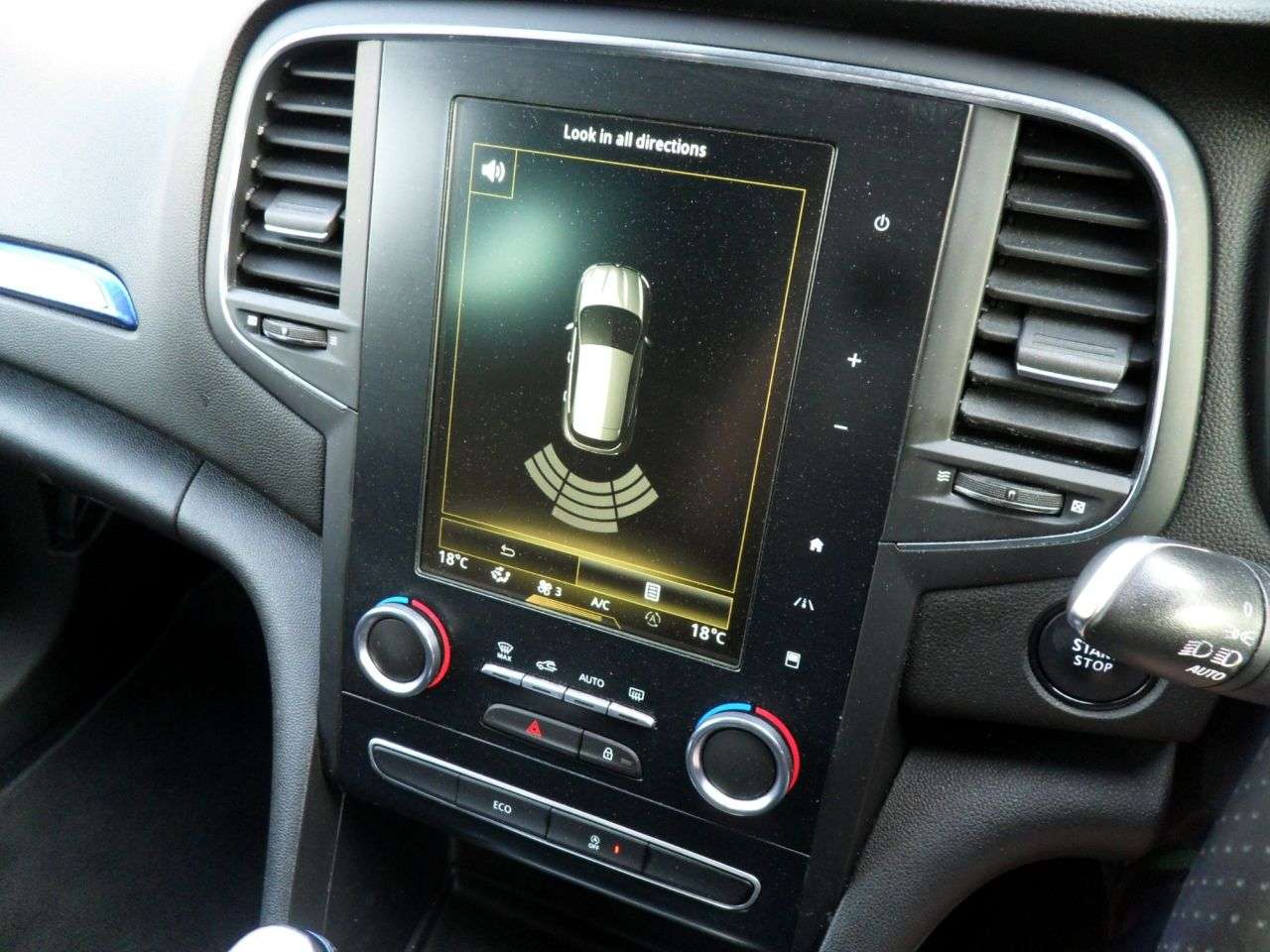 2019 RENAULT MEGANE 2019 RENAULT MEGANE