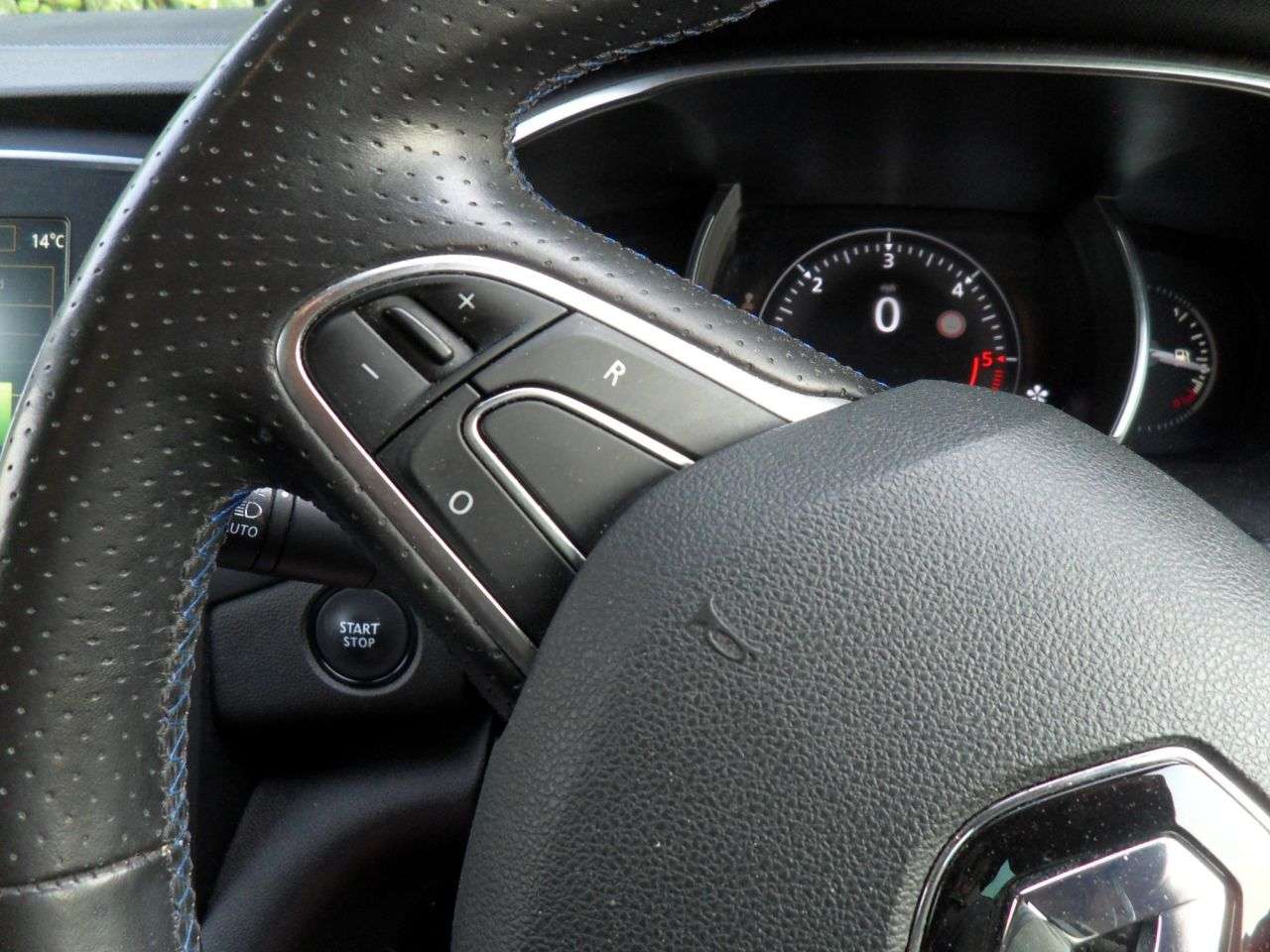 2019 RENAULT MEGANE 2019 RENAULT MEGANE