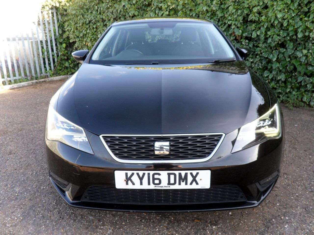 A 2016 SEAT LEON 1.6 TDI SE Hatchback 5dr Diesel DSG Euro 6 (s/s) (110 ps) Recent Service - A 2016 SEAT LEON 1.6 TDI SE Hatchback 5dr Diesel DSG Euro 6 (s/s) (110 ps) Recent Service -