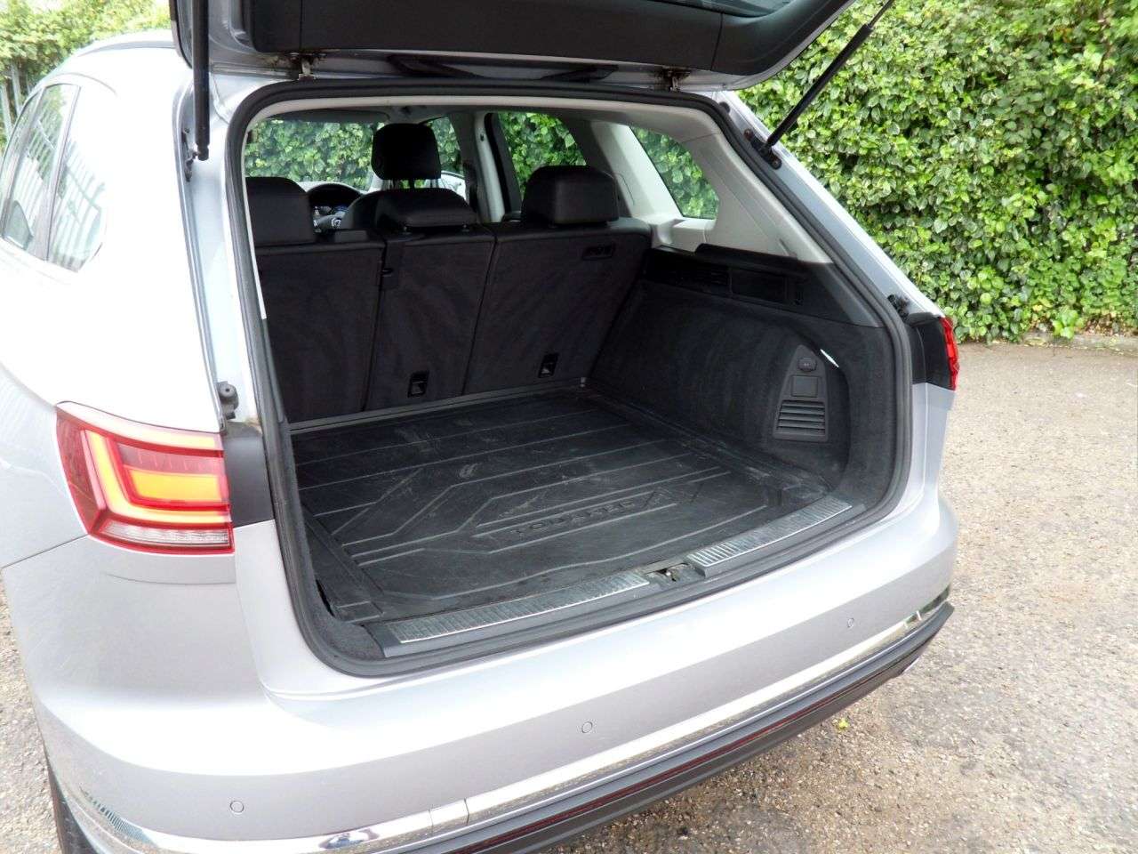 2019 VOLKSWAGEN TOUAREG 2019 VOLKSWAGEN TOUAREG
