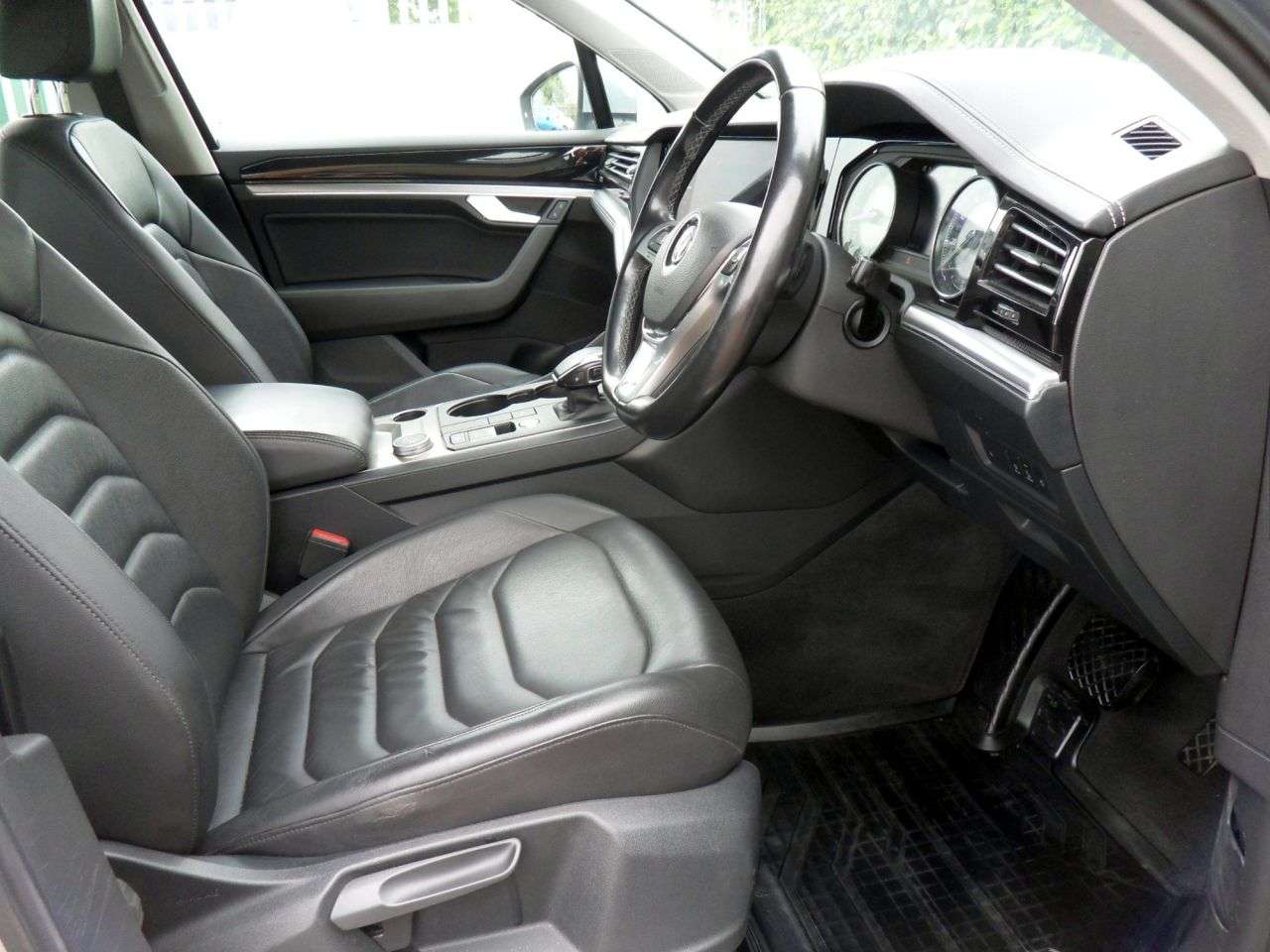 2019 VOLKSWAGEN TOUAREG 2019 VOLKSWAGEN TOUAREG