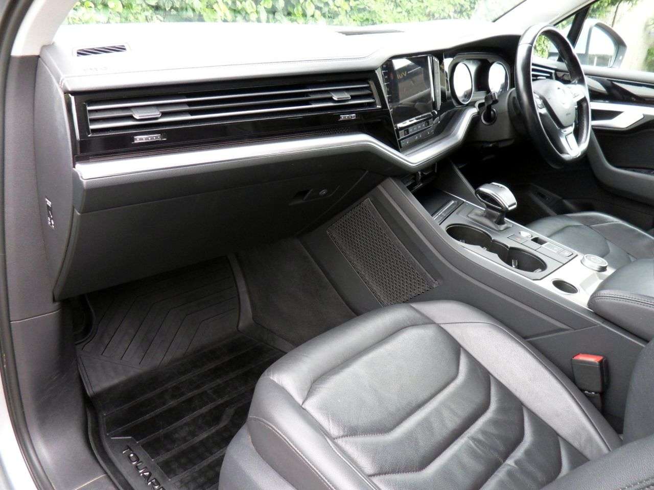 2019 VOLKSWAGEN TOUAREG 2019 VOLKSWAGEN TOUAREG