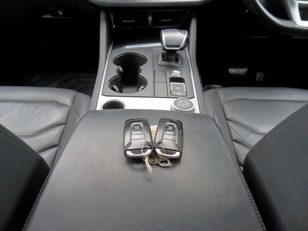 2019 VOLKSWAGEN TOUAREG 2019 VOLKSWAGEN TOUAREG