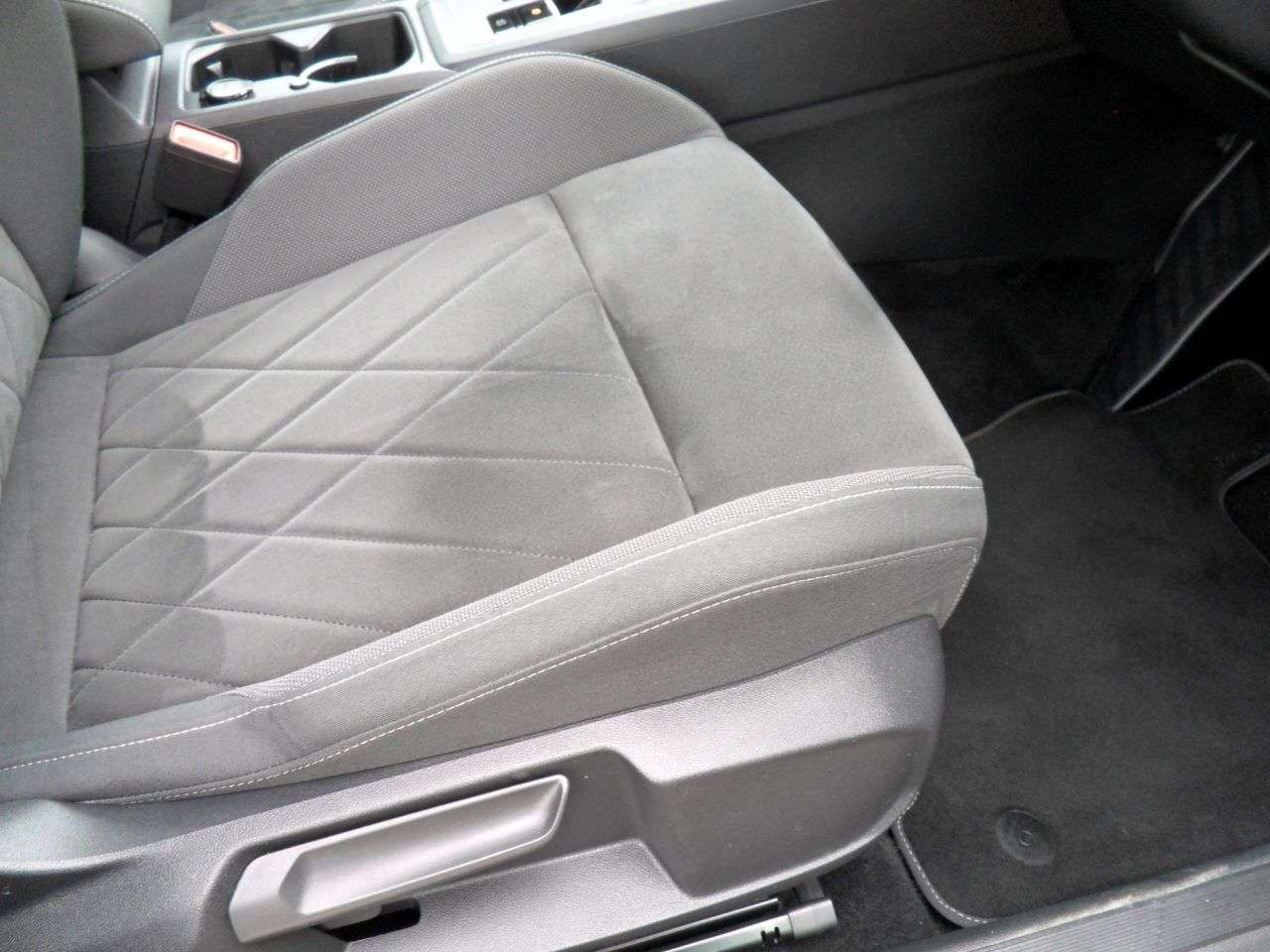 2020 VOLKSWAGEN GOLF 2020 VOLKSWAGEN GOLF