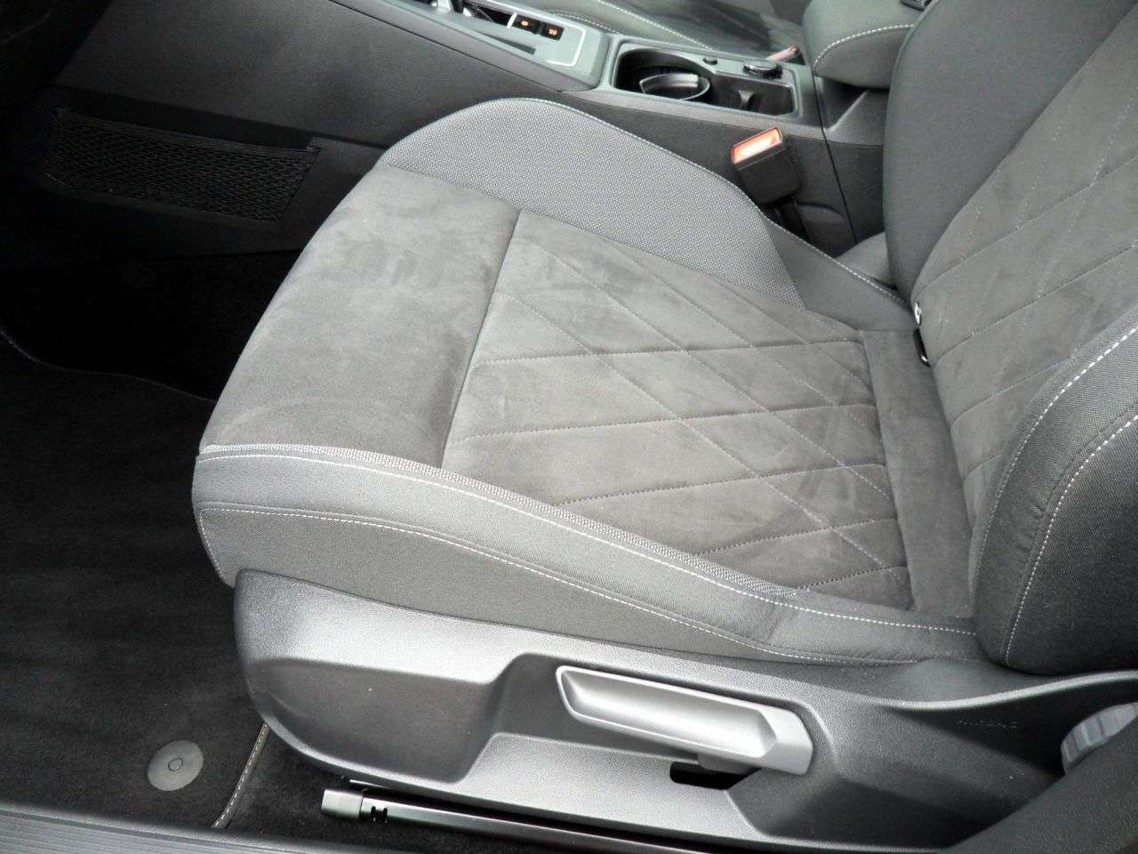 2020 VOLKSWAGEN GOLF 2020 VOLKSWAGEN GOLF