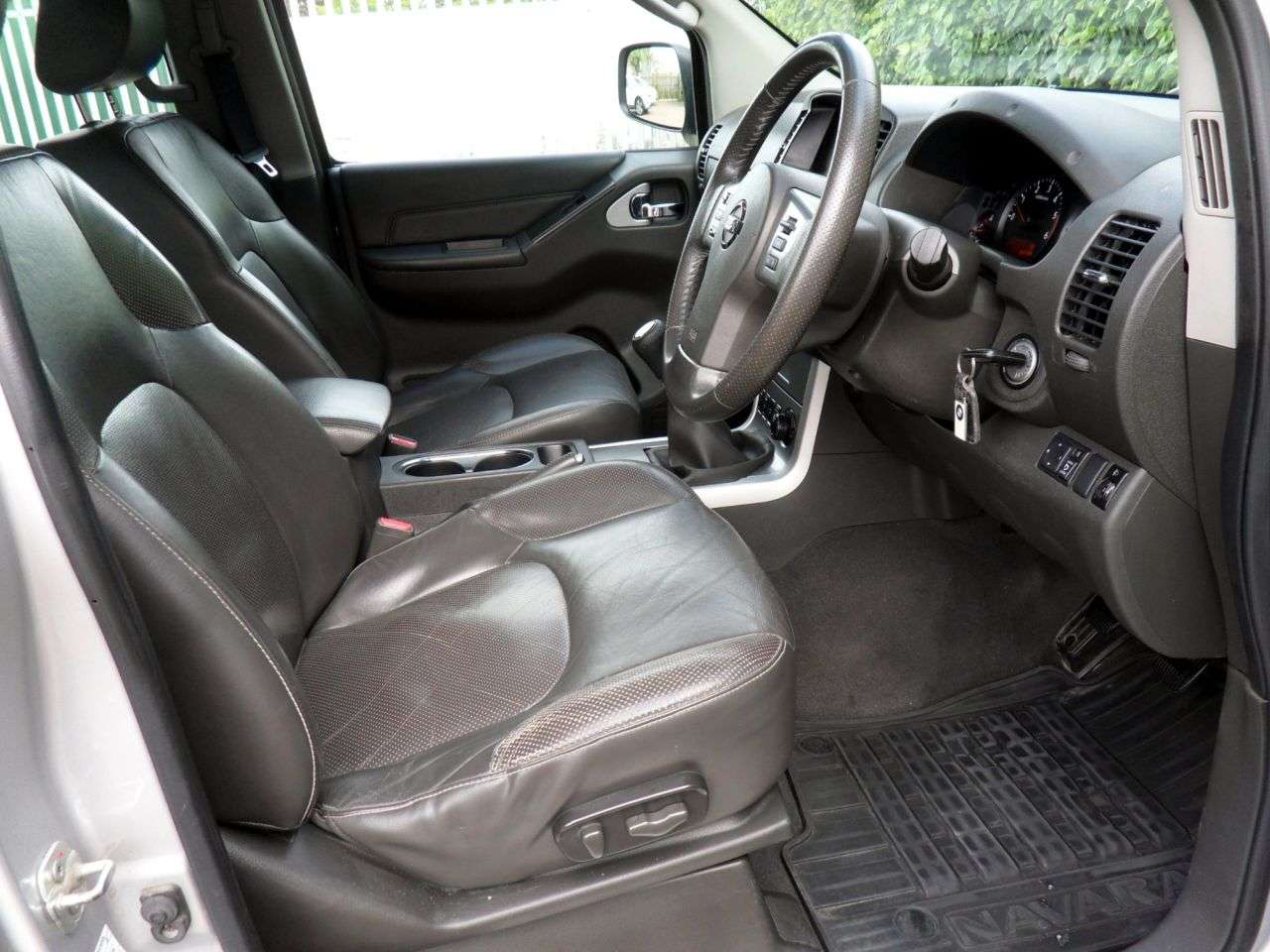 2012 NISSAN NAVARA 2012 NISSAN NAVARA