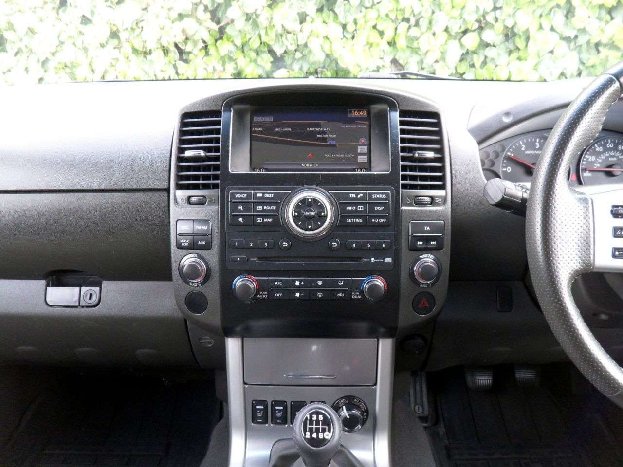 2012 NISSAN NAVARA 2012 NISSAN NAVARA