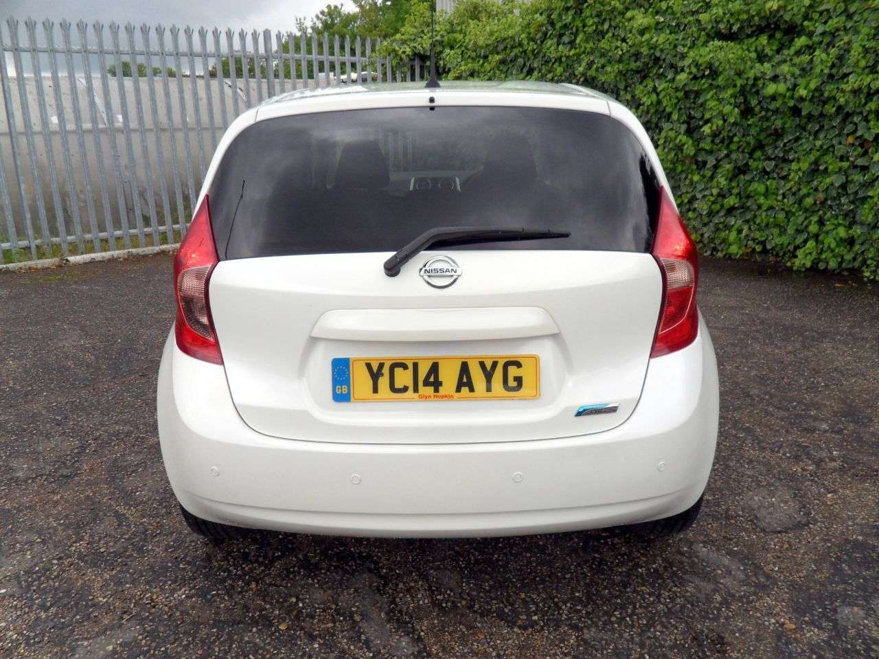 A 2014 NISSAN NOTE 1.2 DIG-S Acenta Premium Hatchback 5dr Petrol CVT Euro 5 (s/s) (98 ps) Auto A 2014 NISSAN NOTE 1.2 DIG-S Acenta Premium Hatchback 5dr Petrol CVT Euro 5 (s/s) (98 ps) Auto