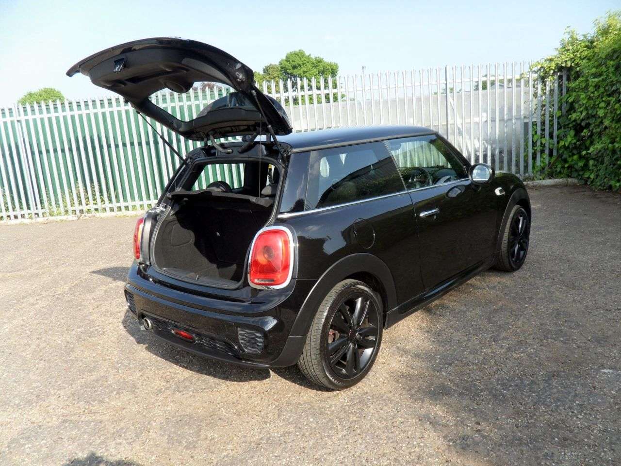 2017 MINI HATCH 2017 MINI HATCH