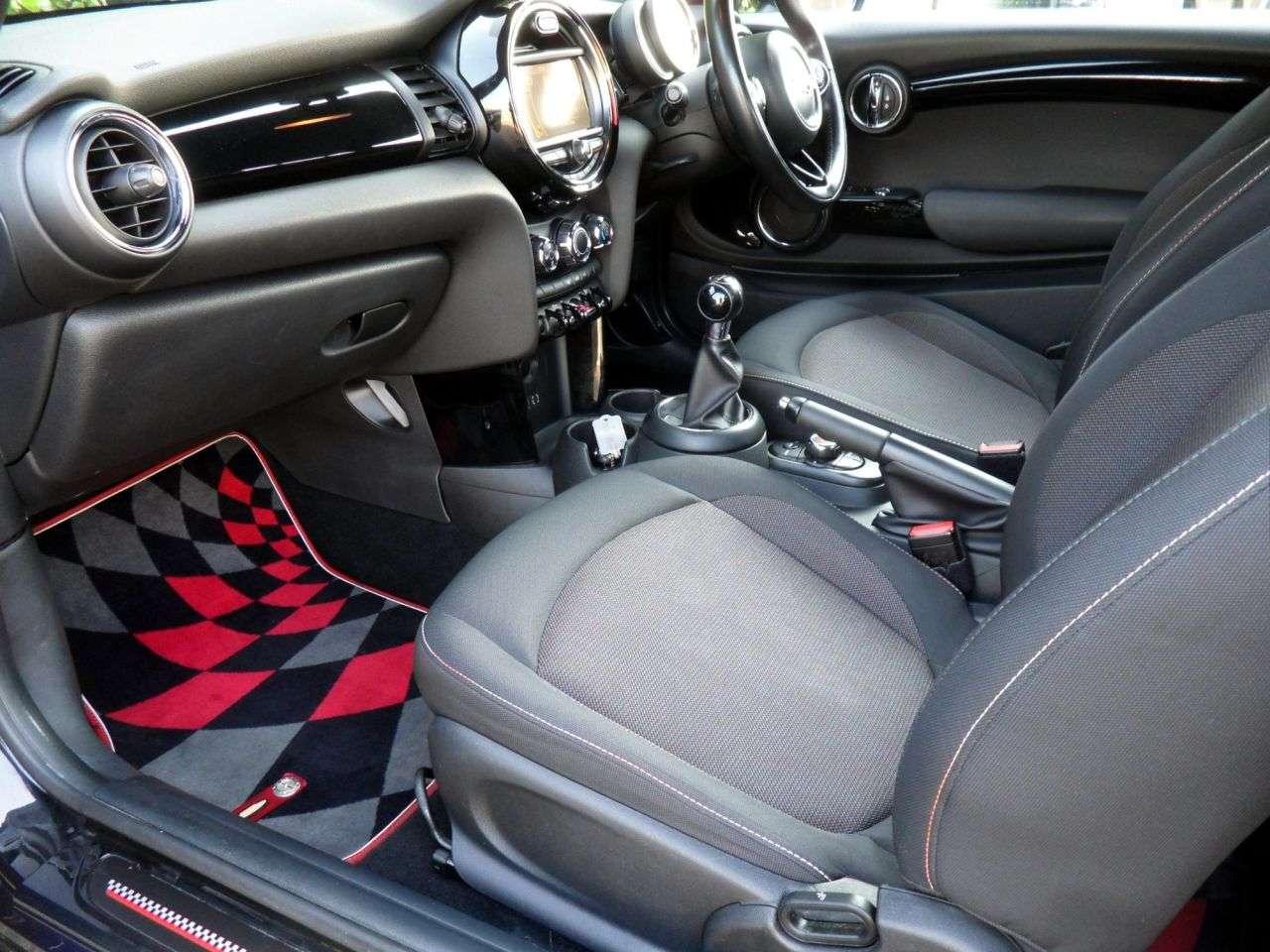 2017 MINI HATCH 2017 MINI HATCH