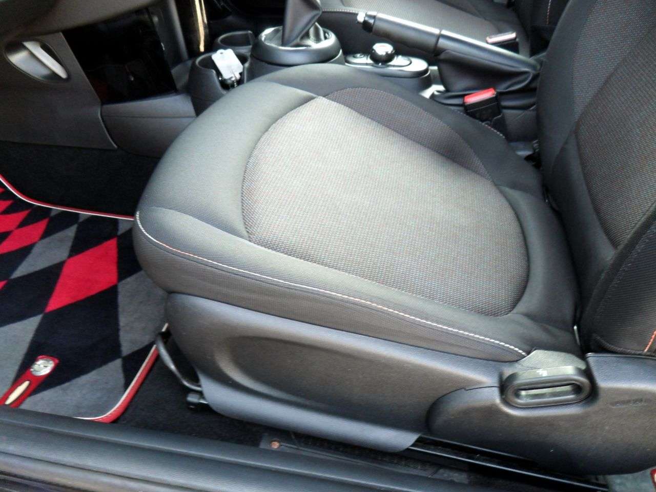 2017 MINI HATCH 2017 MINI HATCH