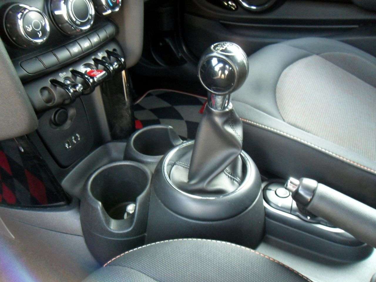 2017 MINI HATCH 2017 MINI HATCH