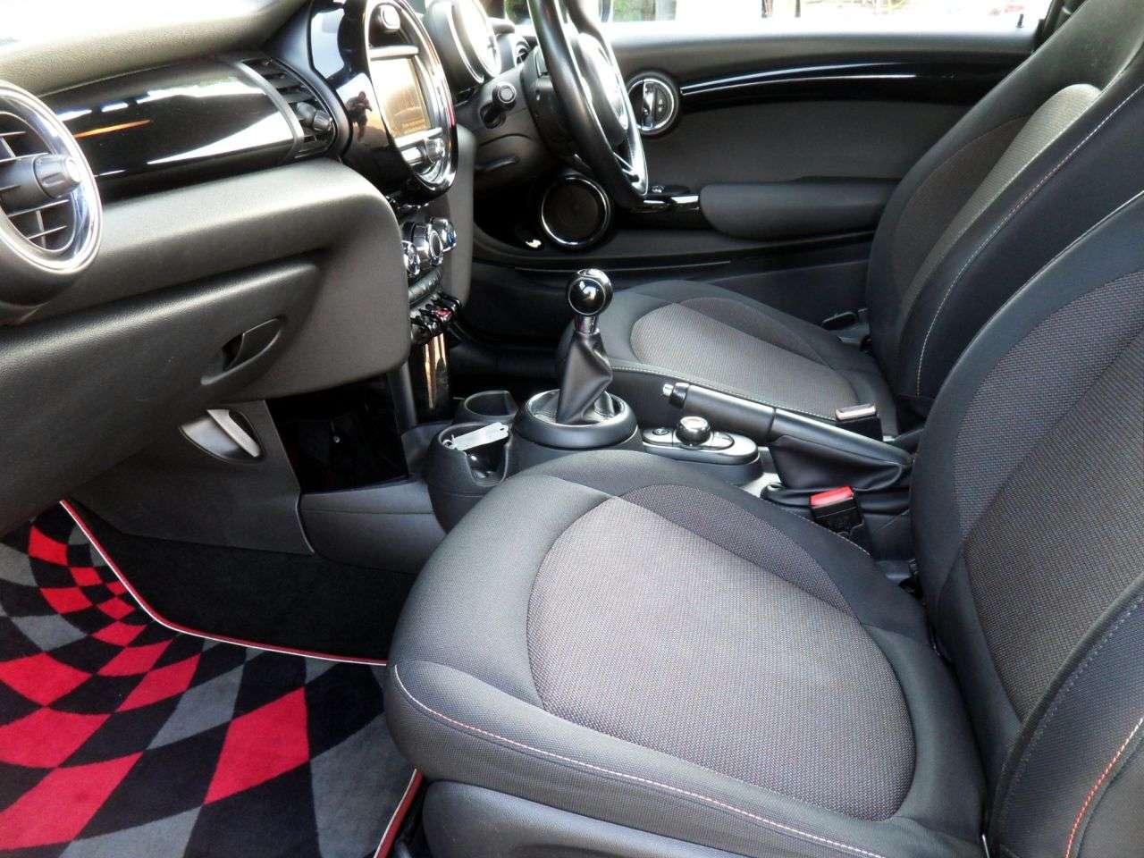 2017 MINI HATCH 2017 MINI HATCH