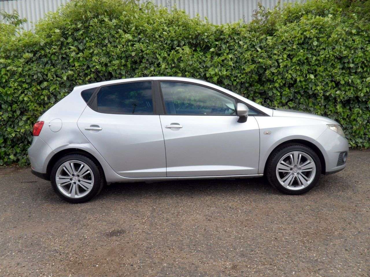 A 2010 SEAT IBIZA 1.4 16V Good Stuff Hatchback 5dr Petrol Manual Euro 5 (85 ps) Full History A 2010 SEAT IBIZA 1.4 16V Good Stuff Hatchback 5dr Petrol Manual Euro 5 (85 ps) Full History