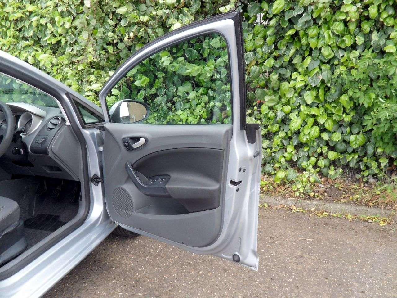 2010 SEAT IBIZA 2010 SEAT IBIZA