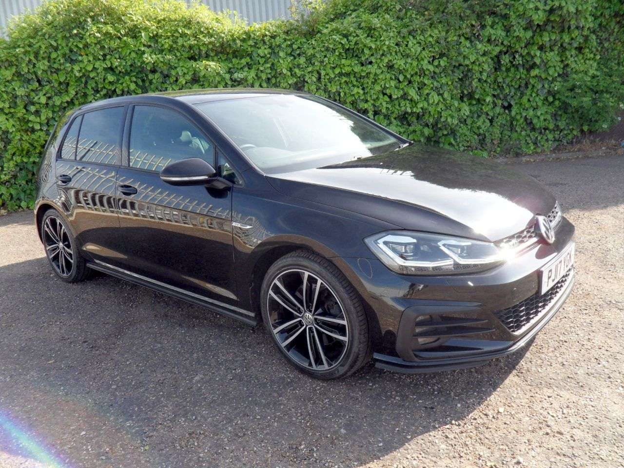 2017 VOLKSWAGEN GOLF 2017 VOLKSWAGEN GOLF