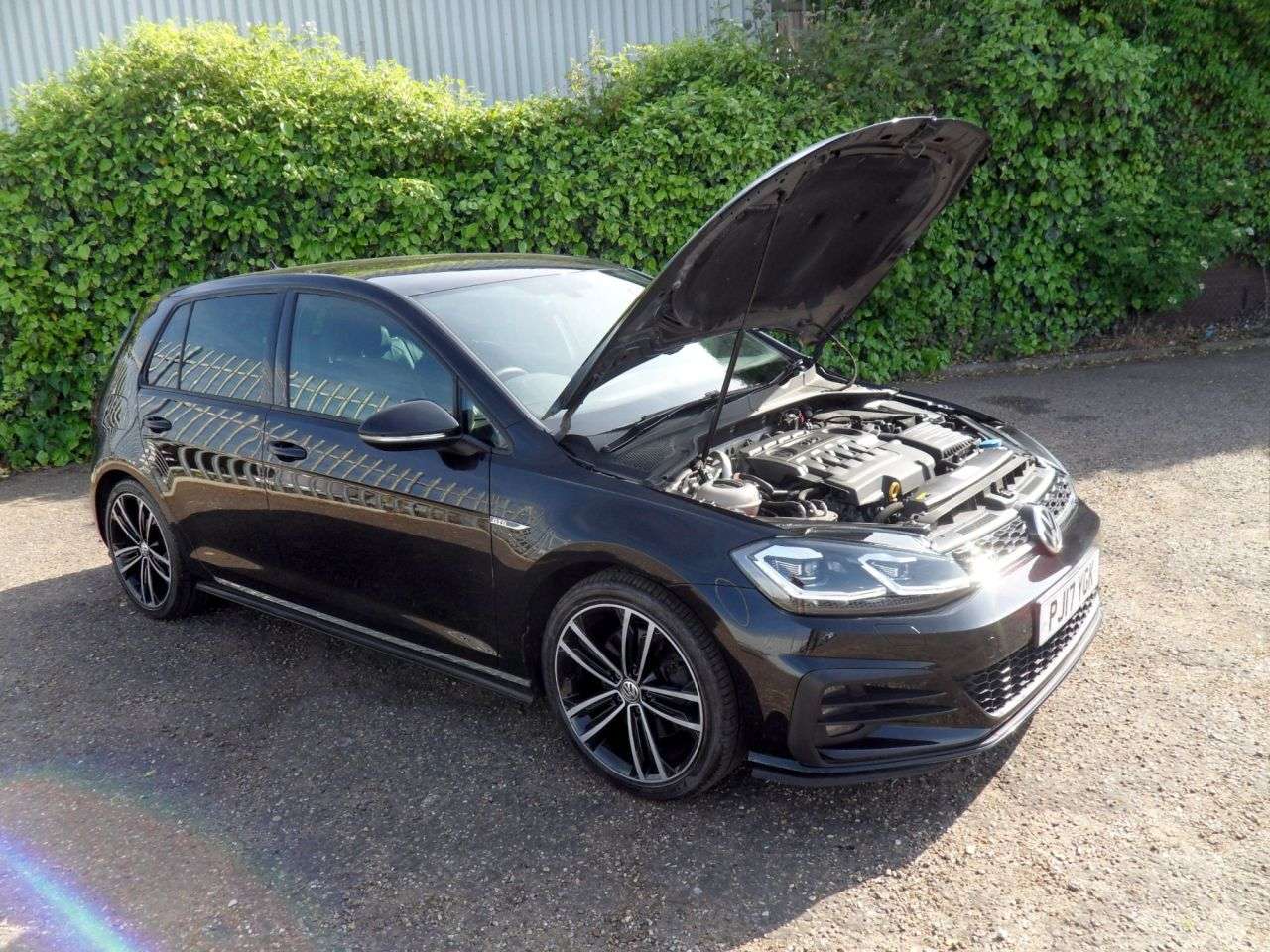 2017 VOLKSWAGEN GOLF 2017 VOLKSWAGEN GOLF