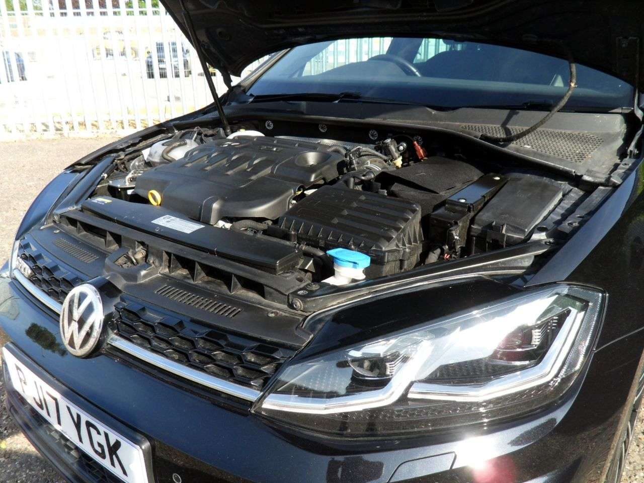 2017 VOLKSWAGEN GOLF 2017 VOLKSWAGEN GOLF