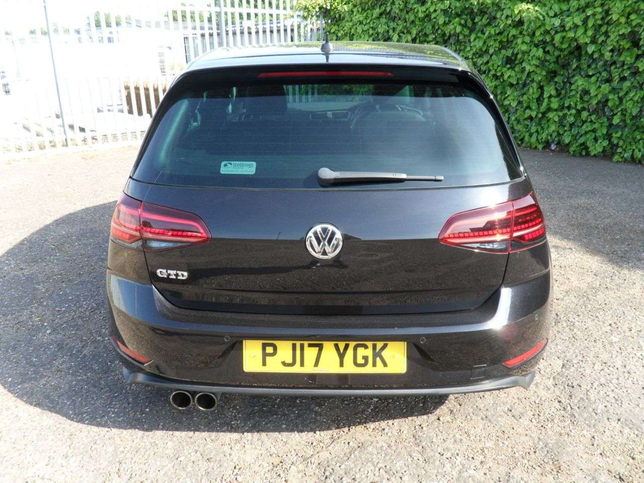 A 2017 VOLKSWAGEN GOLF 2.0 TDI BlueMotion Tech GTD Hatchback 5dr Diesel Manual Euro 6 (s/s) (184 p A 2017 VOLKSWAGEN GOLF 2.0 TDI BlueMotion Tech GTD Hatchback 5dr Diesel Manual Euro 6 (s/s) (184 p