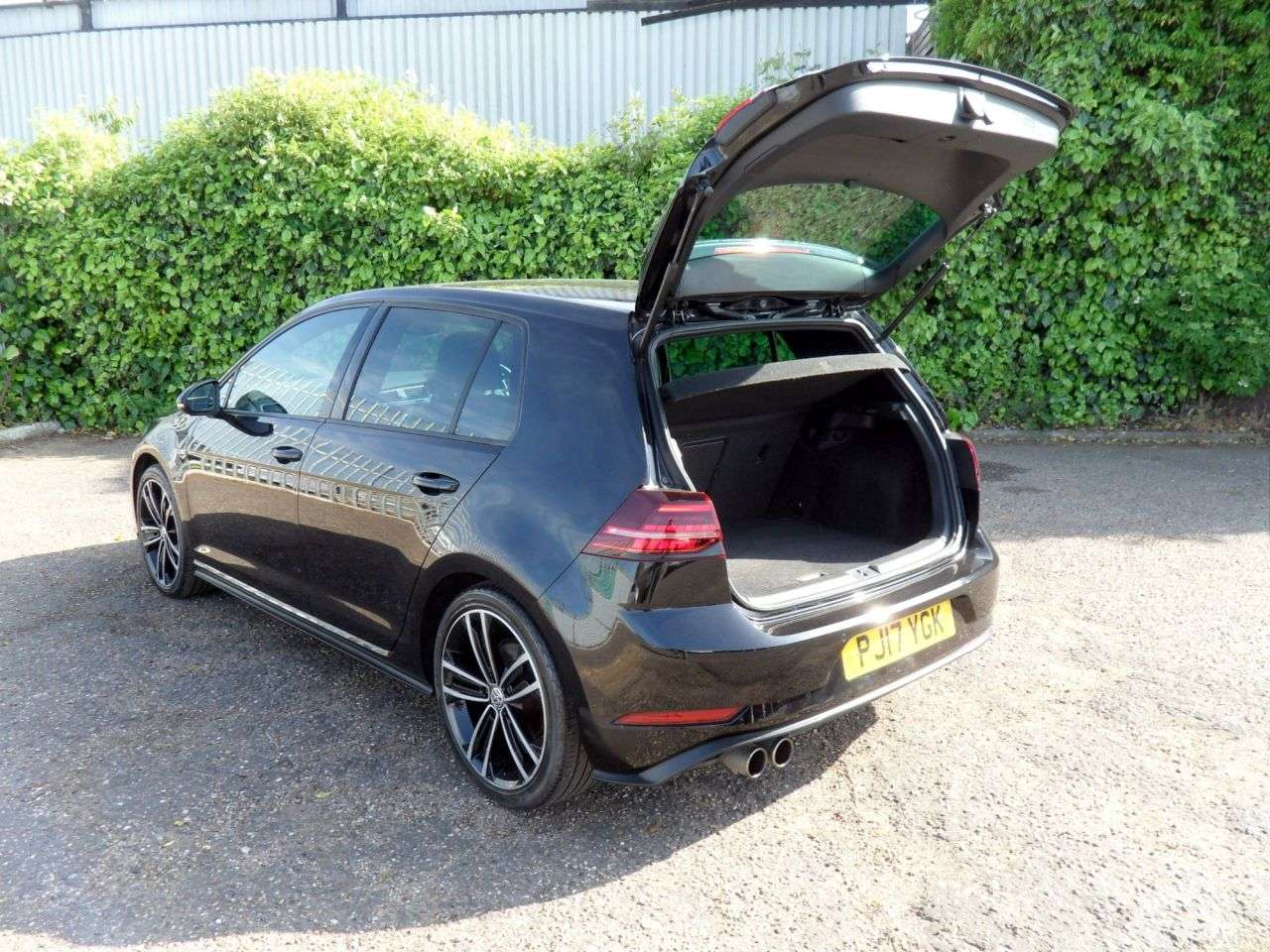 2017 VOLKSWAGEN GOLF 2017 VOLKSWAGEN GOLF