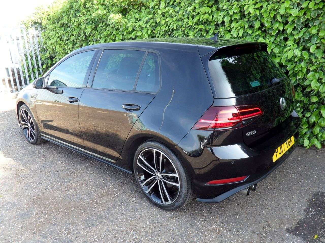 2017 VOLKSWAGEN GOLF 2017 VOLKSWAGEN GOLF