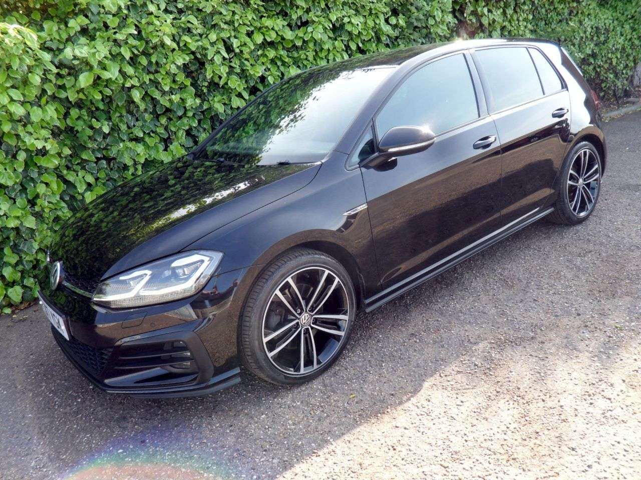 2017 VOLKSWAGEN GOLF 2017 VOLKSWAGEN GOLF