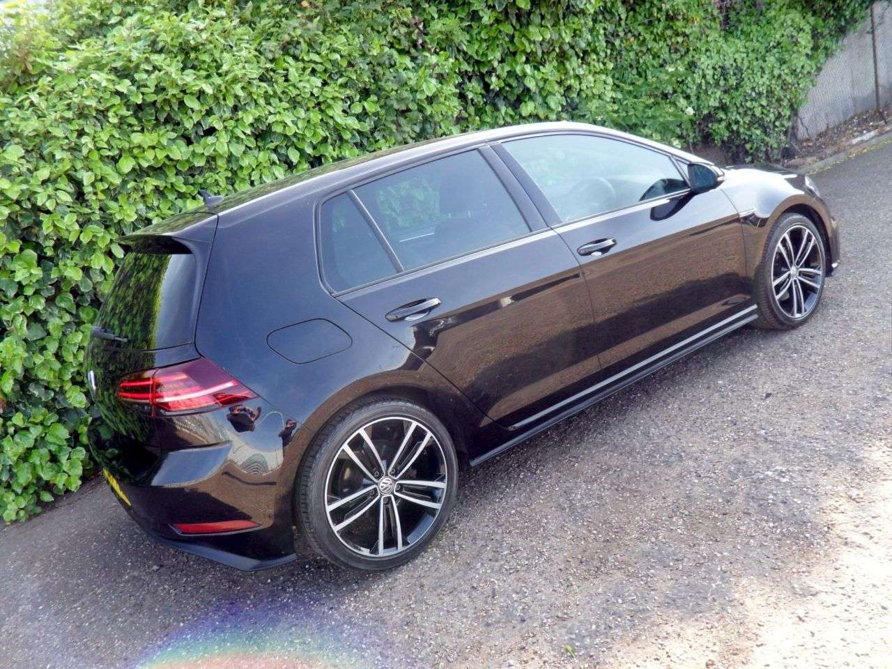 2017 VOLKSWAGEN GOLF 2017 VOLKSWAGEN GOLF