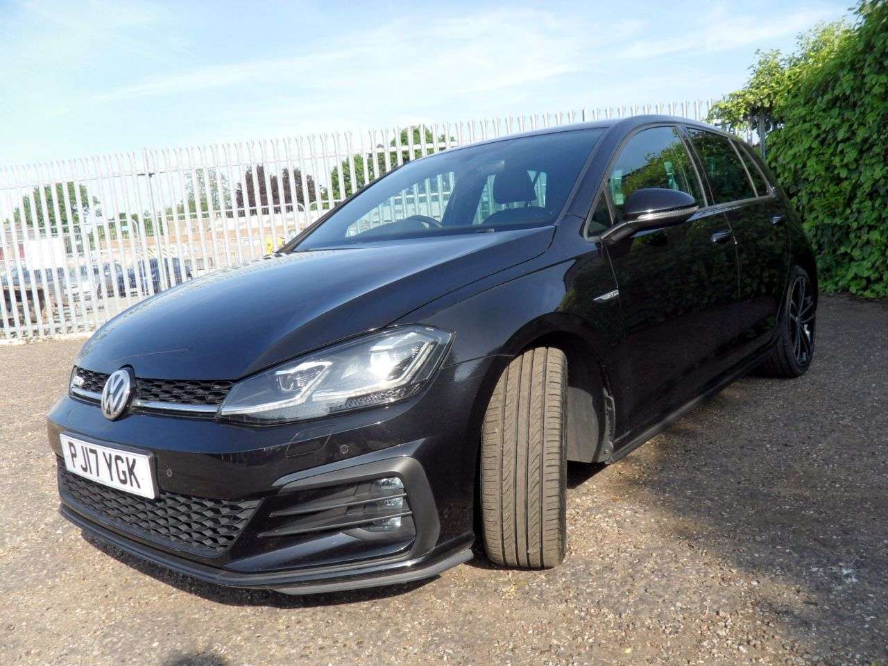 2017 VOLKSWAGEN GOLF 2017 VOLKSWAGEN GOLF