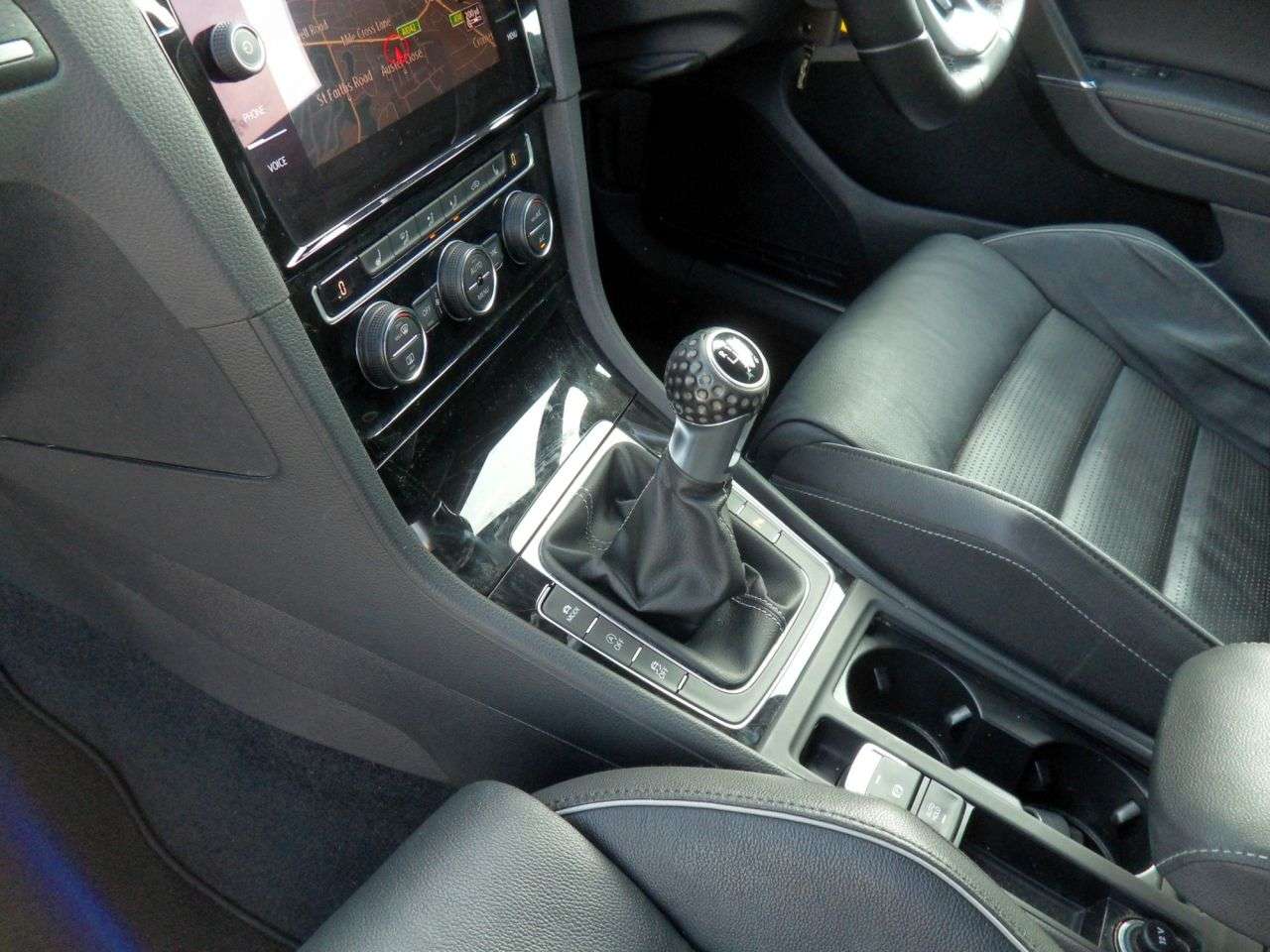 2017 VOLKSWAGEN GOLF 2017 VOLKSWAGEN GOLF
