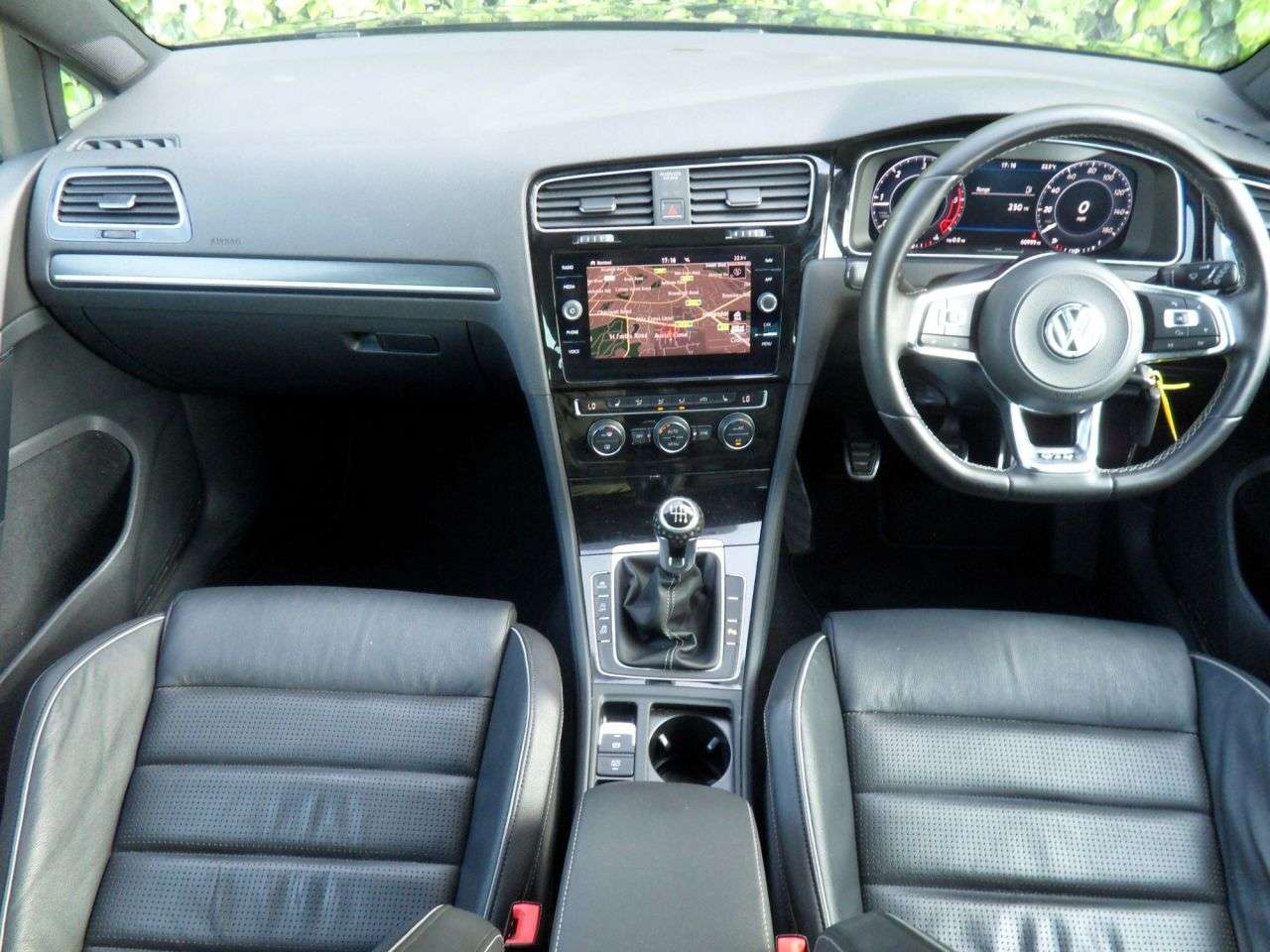 2017 VOLKSWAGEN GOLF 2017 VOLKSWAGEN GOLF