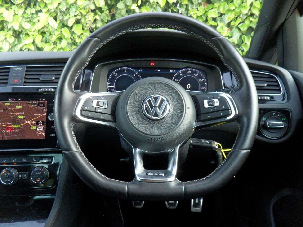 2017 VOLKSWAGEN GOLF 2017 VOLKSWAGEN GOLF