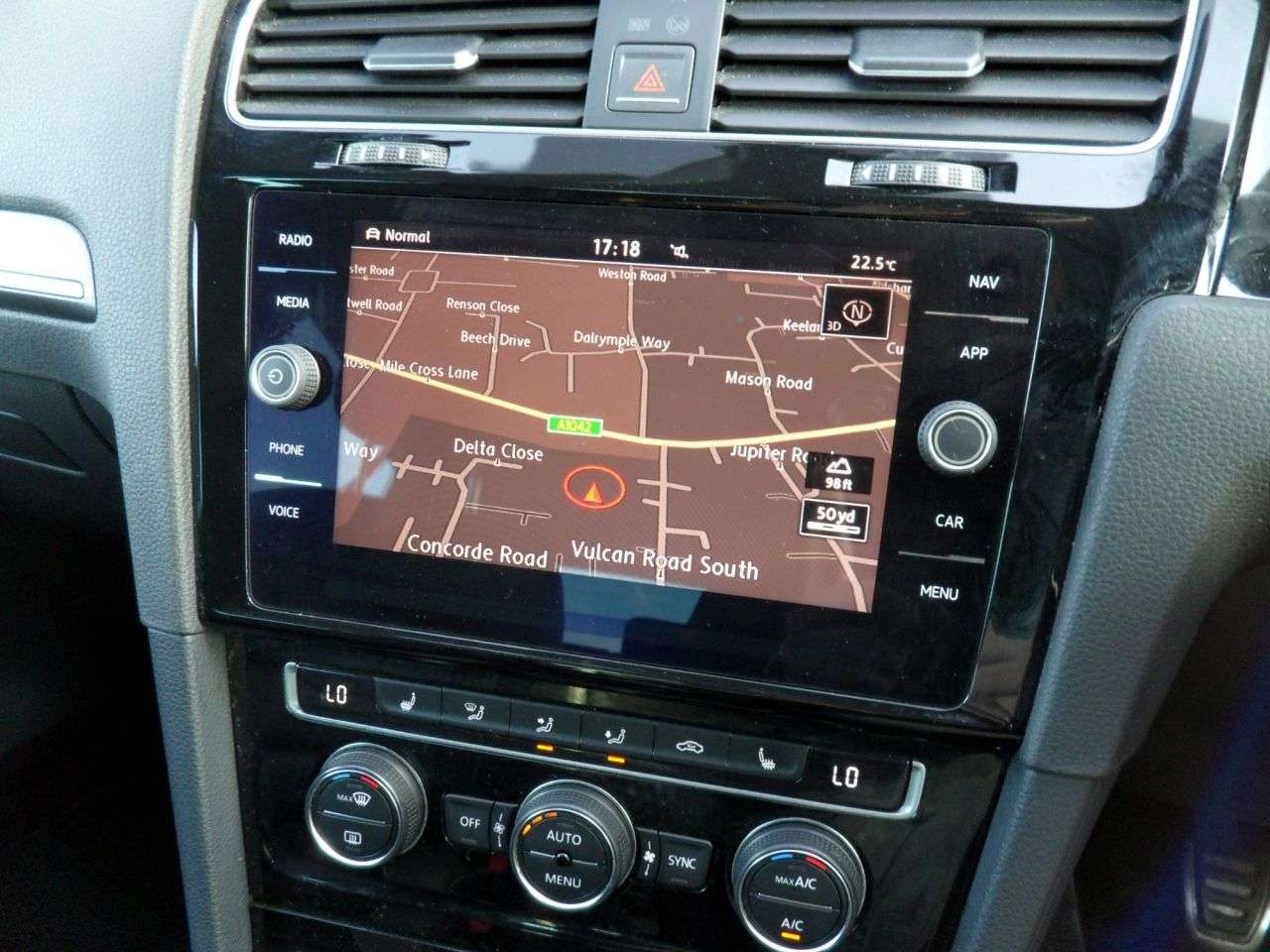 2017 VOLKSWAGEN GOLF 2017 VOLKSWAGEN GOLF