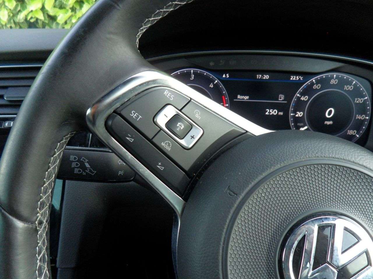 2017 VOLKSWAGEN GOLF 2017 VOLKSWAGEN GOLF