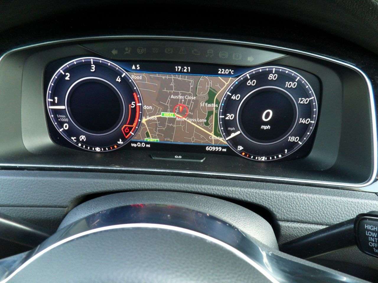 2017 VOLKSWAGEN GOLF 2017 VOLKSWAGEN GOLF
