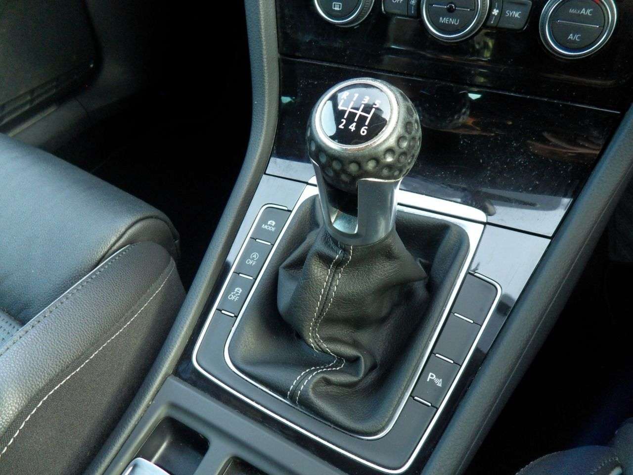 2017 VOLKSWAGEN GOLF 2017 VOLKSWAGEN GOLF