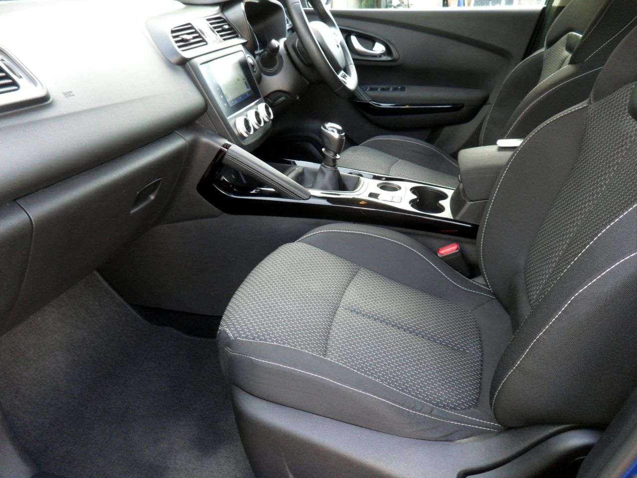 2021 RENAULT KADJAR 2021 RENAULT KADJAR