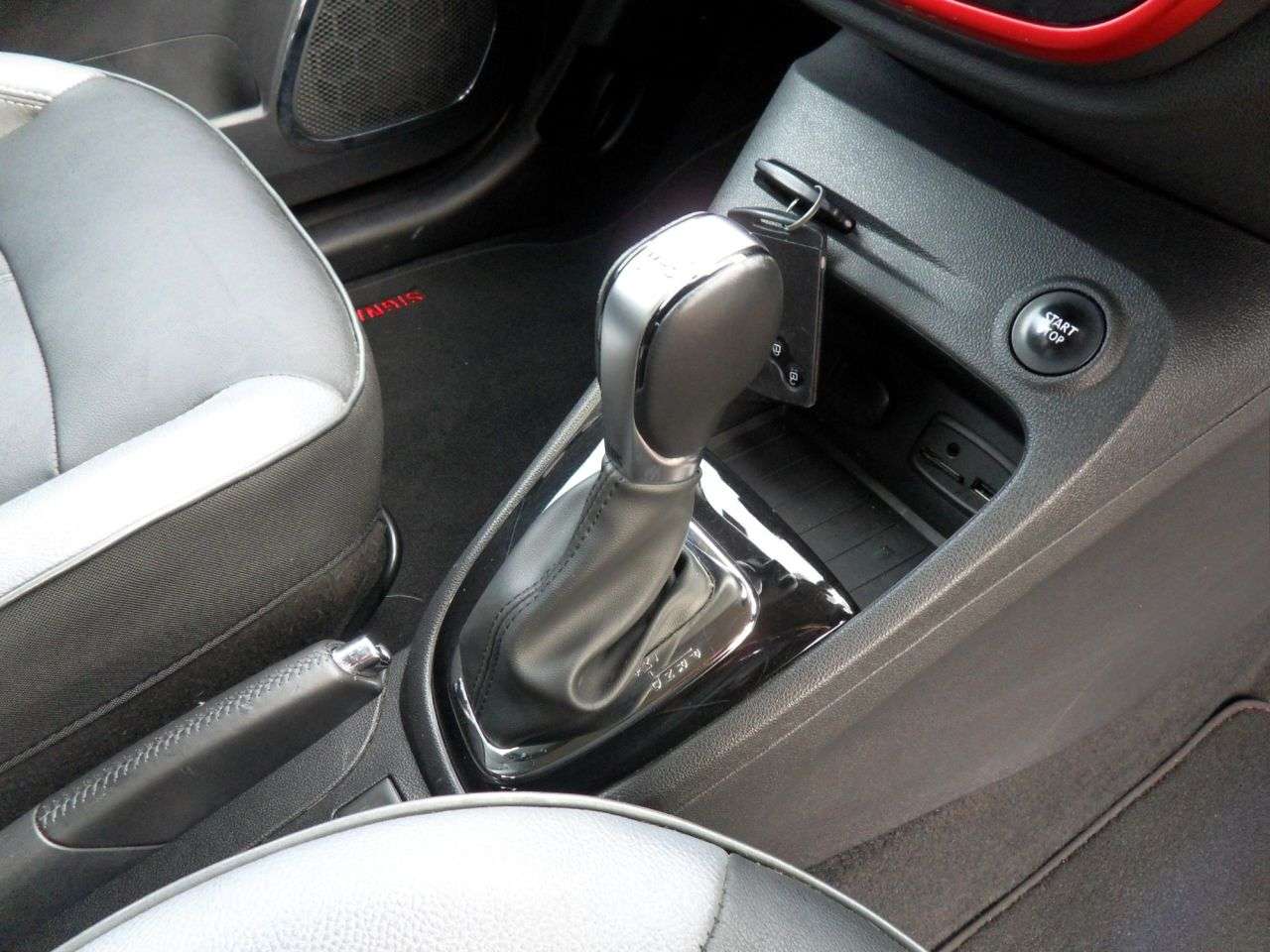 2017 RENAULT CAPTUR 2017 RENAULT CAPTUR