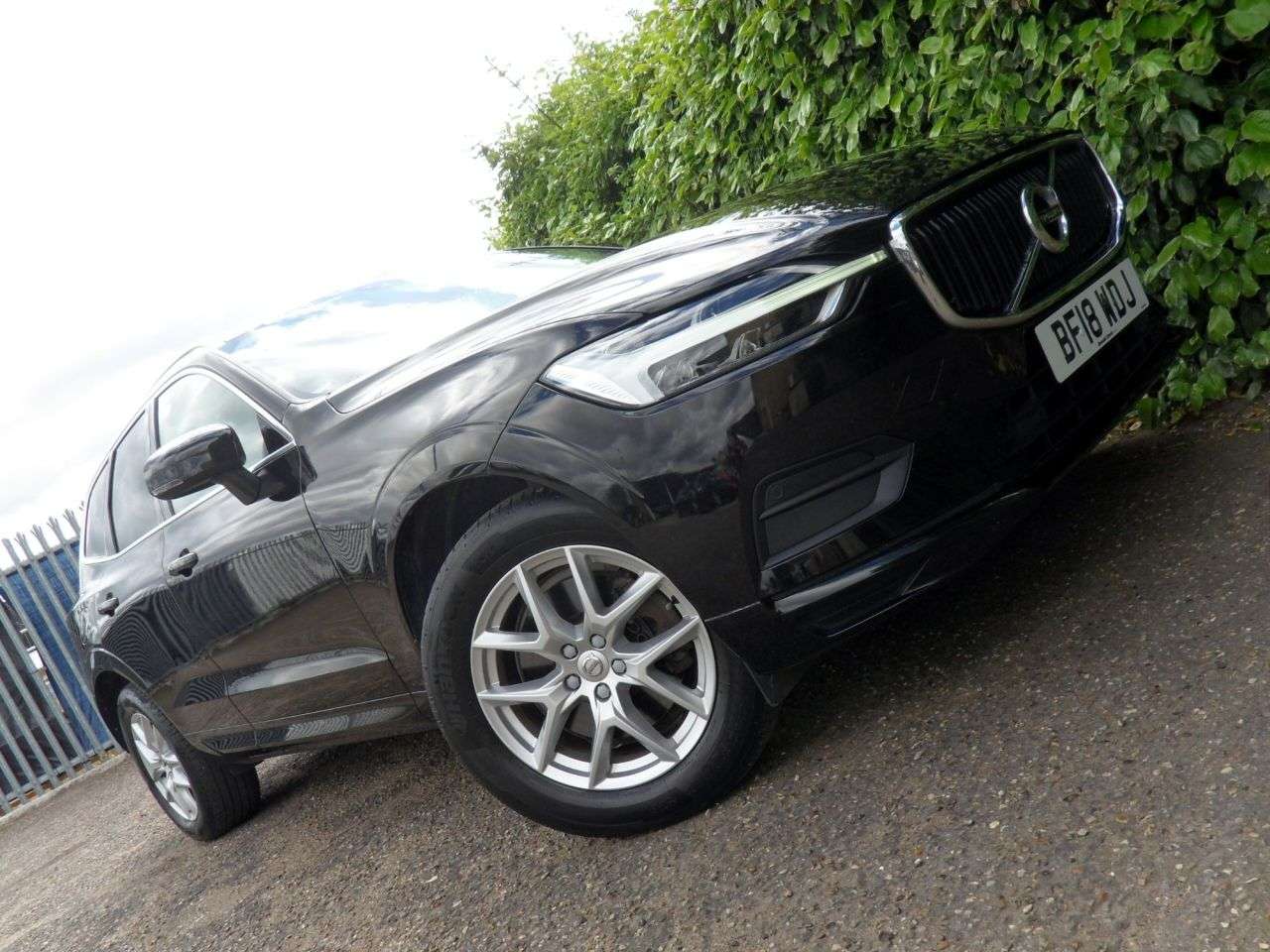 A 2018 VOLVO XC60 2.0 D4 Momentum SUV 5dr Diesel Manual AWD Euro 6 (s/s) (190 ps) Blond Leath A 2018 VOLVO XC60 2.0 D4 Momentum SUV 5dr Diesel Manual AWD Euro 6 (s/s) (190 ps) Blond Leath