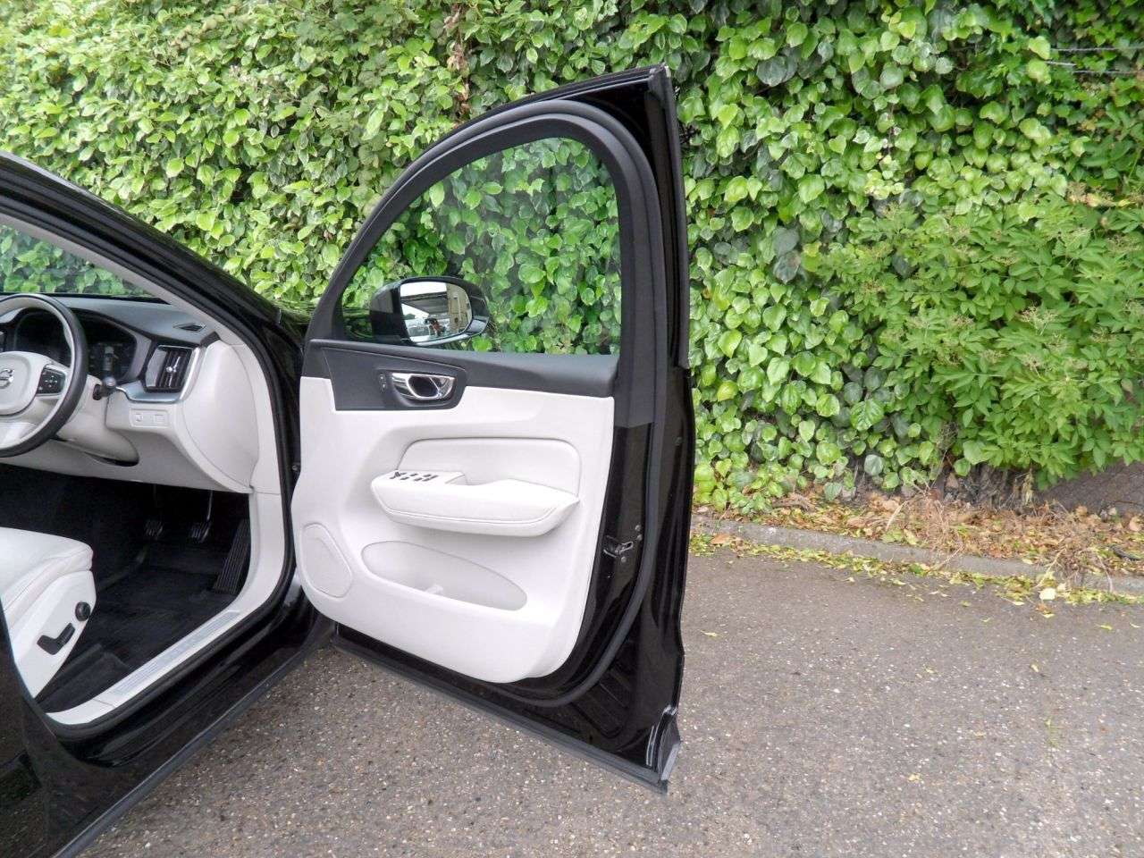 2018 VOLVO XC60 2018 VOLVO XC60