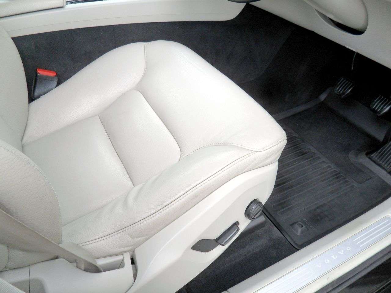 2018 VOLVO XC60 2018 VOLVO XC60