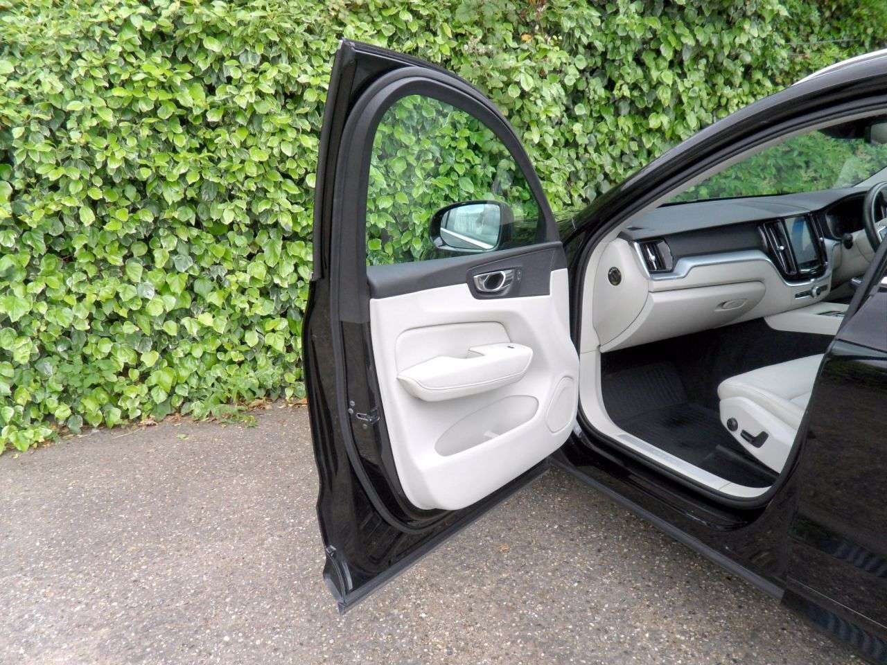 2018 VOLVO XC60 2018 VOLVO XC60