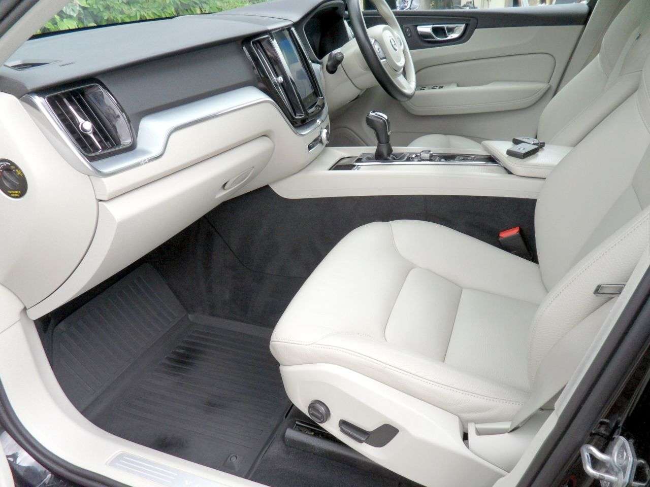 2018 VOLVO XC60 2018 VOLVO XC60