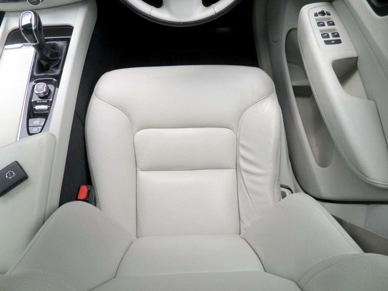 2018 VOLVO XC60 2018 VOLVO XC60