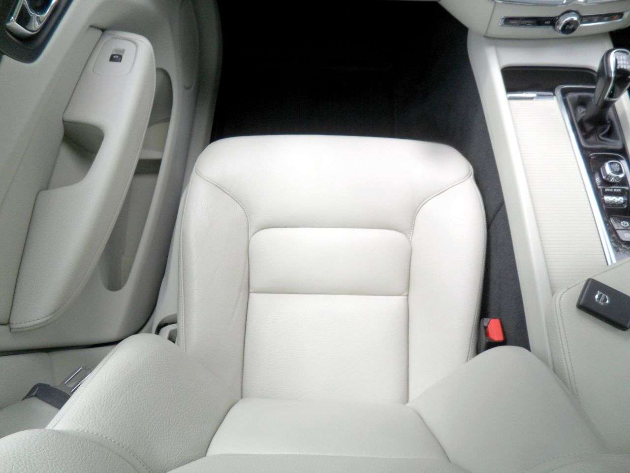 2018 VOLVO XC60 2018 VOLVO XC60