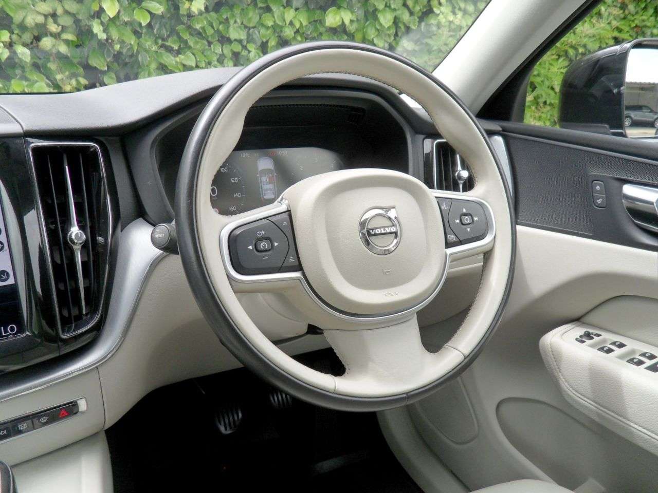 2018 VOLVO XC60 2018 VOLVO XC60