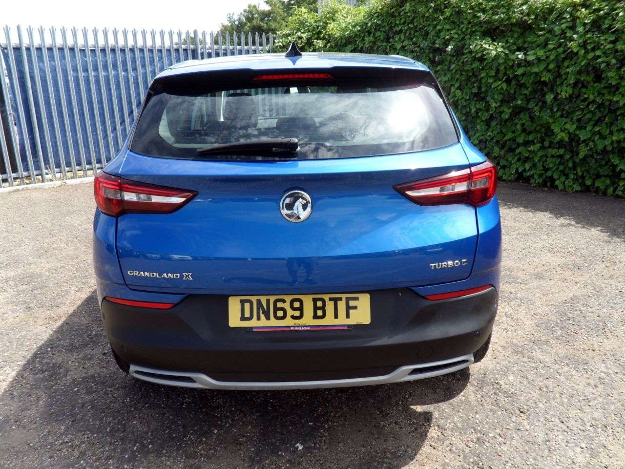 A 2019 VAUXHALL GRANDLAND X 1.5 Turbo D BlueInjection Elite Nav SUV 5dr Diesel Manual Euro 6 (s/s) (130 A 2019 VAUXHALL GRANDLAND X 1.5 Turbo D BlueInjection Elite Nav SUV 5dr Diesel Manual Euro 6 (s/s) (130