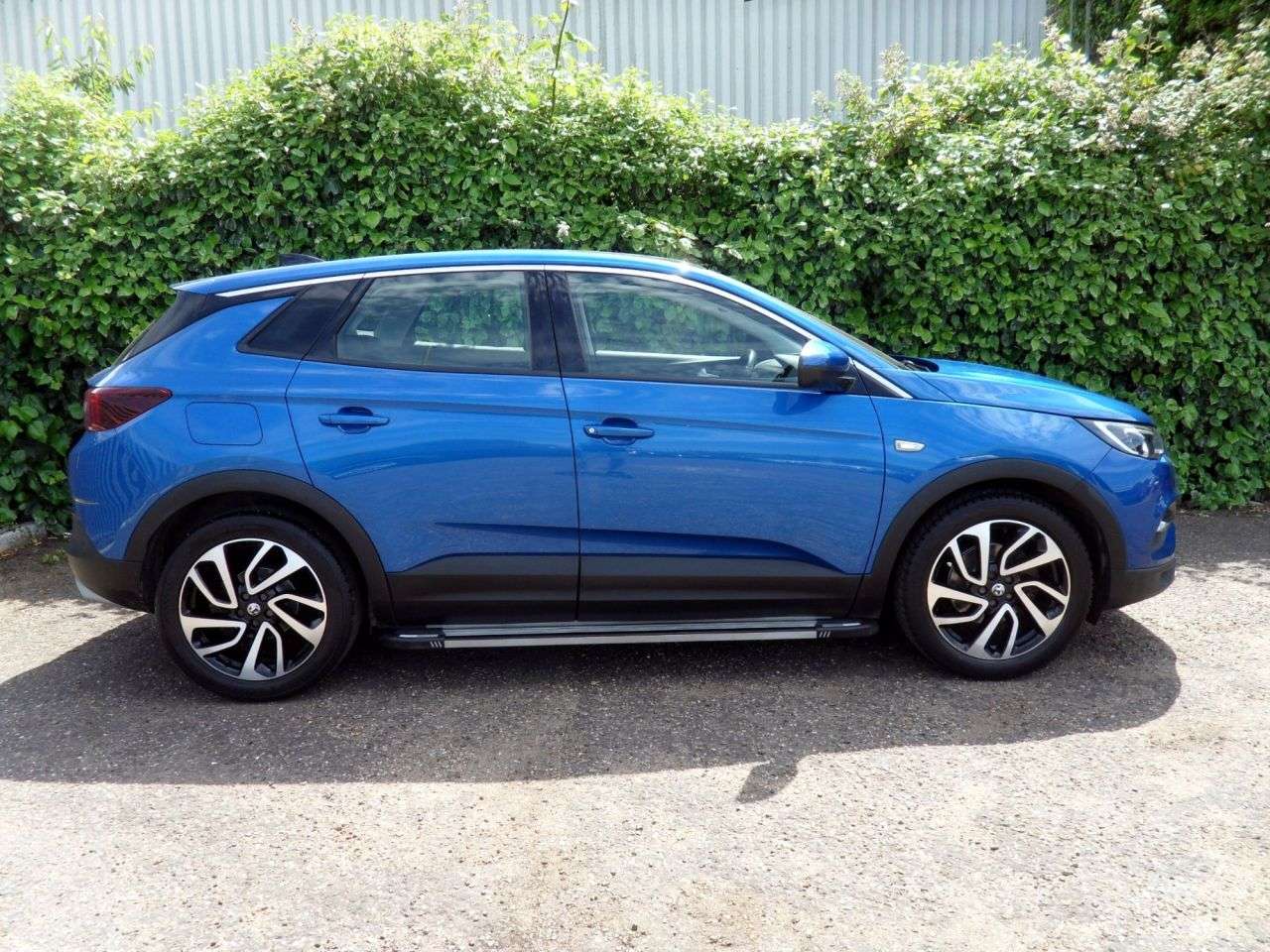 A 2019 VAUXHALL GRANDLAND X 1.5 Turbo D BlueInjection Elite Nav SUV 5dr Diesel Manual Euro 6 (s/s) (130 A 2019 VAUXHALL GRANDLAND X 1.5 Turbo D BlueInjection Elite Nav SUV 5dr Diesel Manual Euro 6 (s/s) (130